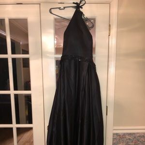 Black prom dress